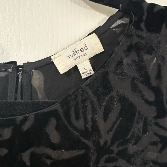 Wilfred Velvet Floral Burnout Top, Unlined. Size L. - Picture 4 of 4